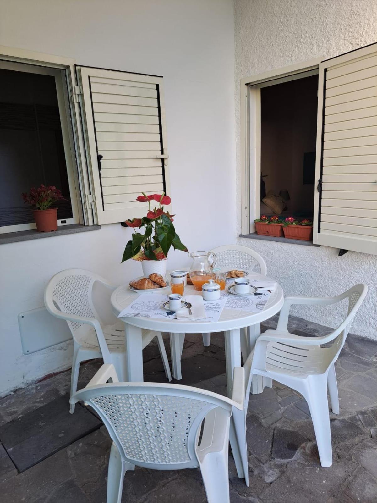 Lungomare Chess Apartment S'archittu Cuglieri Exterior photo